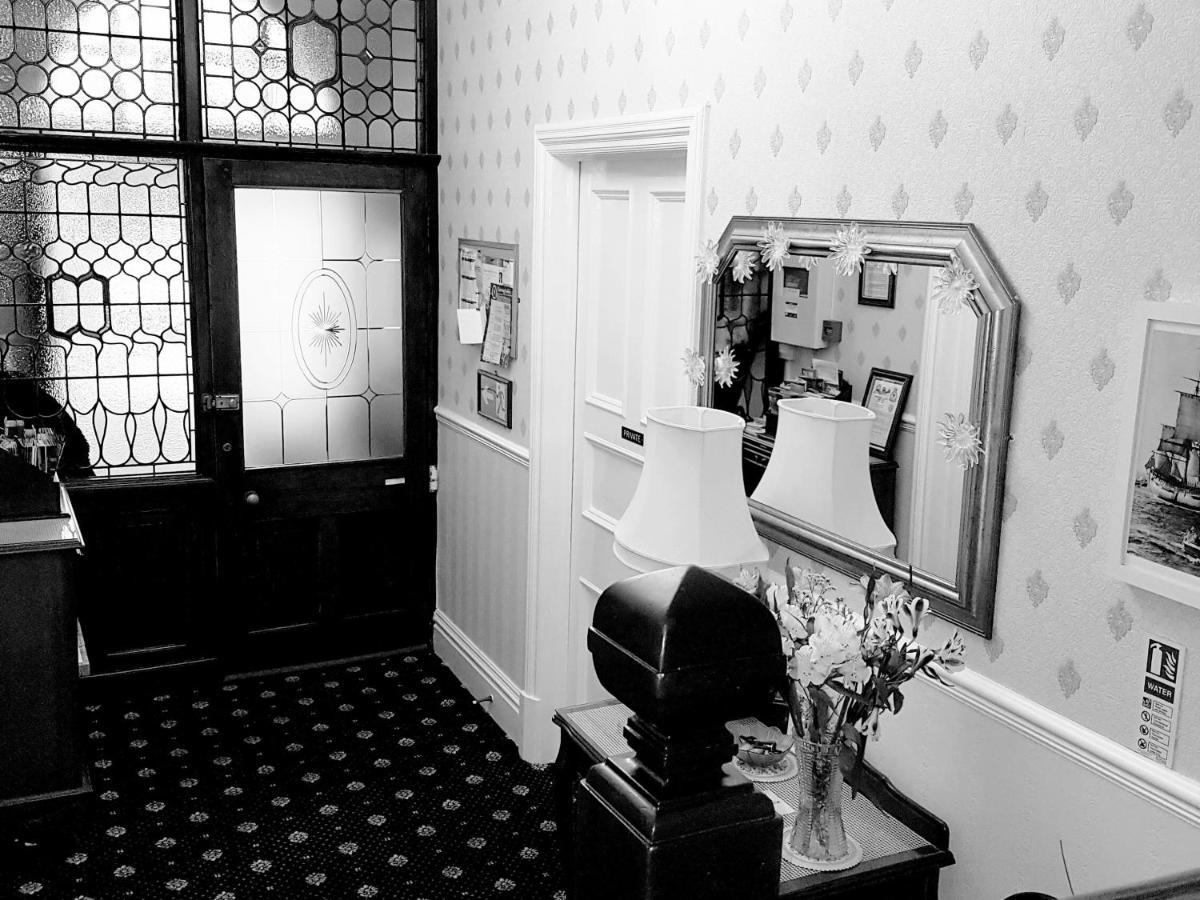 Crescent Lodge Guest House Whitby Eksteriør billede