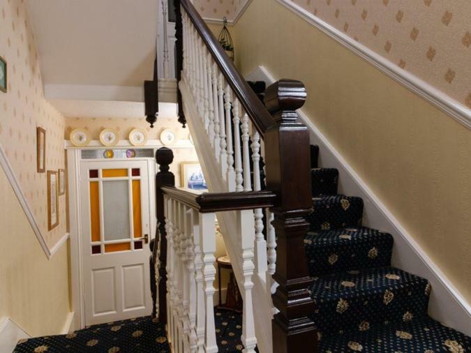 Crescent Lodge Guest House Whitby Eksteriør billede